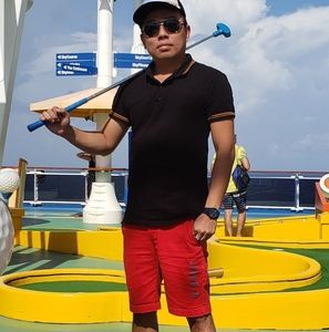 Meet your Posher, Vu